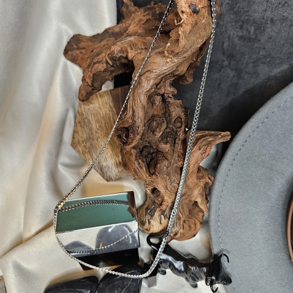 Silver Scalloped Herringbone Chain - Picture 2 of 10